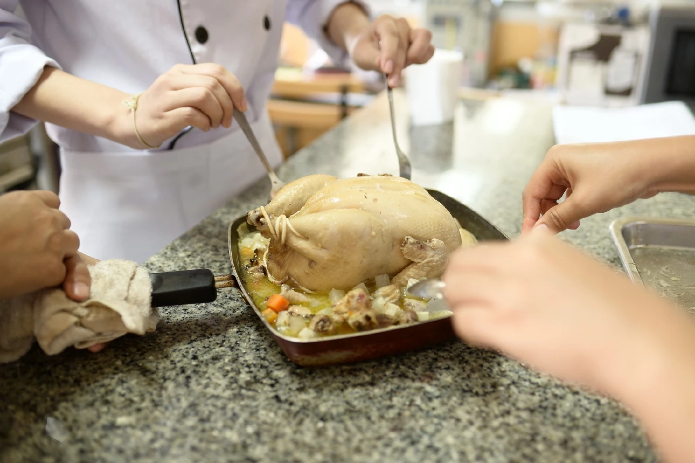 แนะ 3 กลยุทธ์เสริมทัพธุรกิจโรงแรม รับมือ "เที่ยวล้างแค้น" ไฮซีซั่น