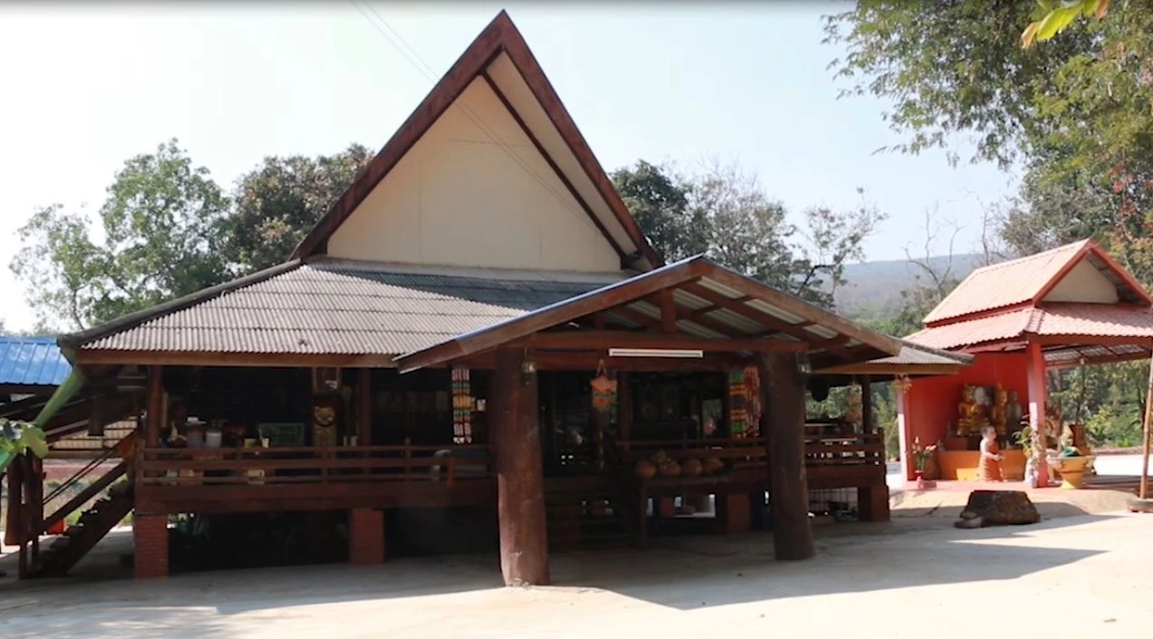 เจ้าอาวาสวัดถ้ำภูผาแดง โต้แชตขอหอมแก้มสาว มีคนสร้างหลักฐานเท็จ หวังทำลาย