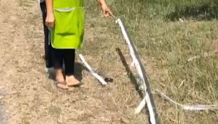 หนีตายวุ่น! แก๊งโจ๋กว่า 30 บุกปาระเบิด ยิงปืน ขว้างดาบ ป่วนงานศพ