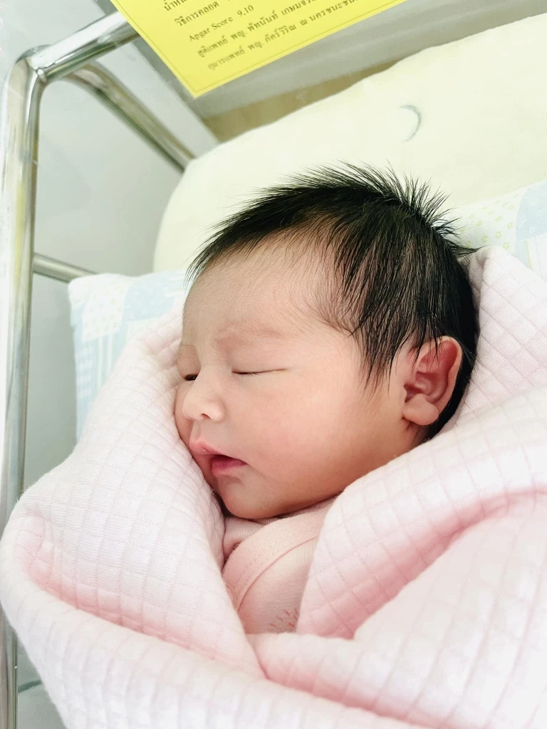 เป้ ไฮร็อก อวดภาพลูกสาว โพสต์ความน่ารักน่าชังรัวๆ