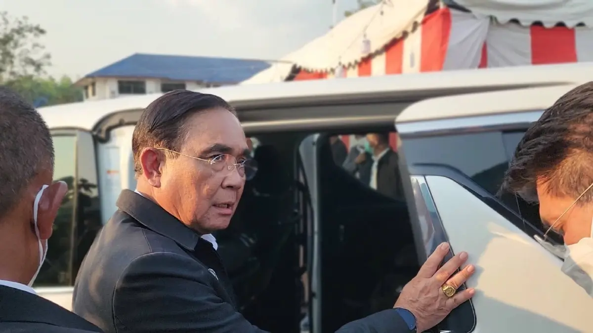 “นายกฯ” ลั่น พร้อมเลือกตั้ง 500% อุบใช้วันธงชัยเป็นฤกษ์"ยุบสภา"