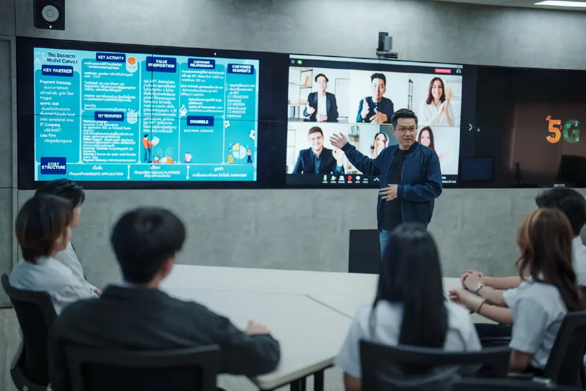 "DPU" ลุย "Smart Campus 5G" เต็มรูปแบบ โชว์ห้องเรียนสุดล้ำ