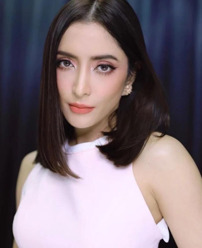 พิ้งค์กี้ สาวิกา ไชยเดช