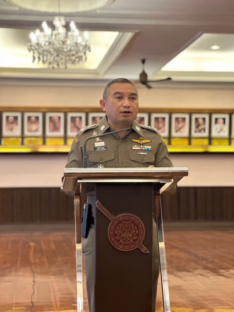 พล.ต.ต.อาชยน ไกรทอง โฆษกสำนักงานตำรวจแห่งชาติ (โฆษก ตร.) 