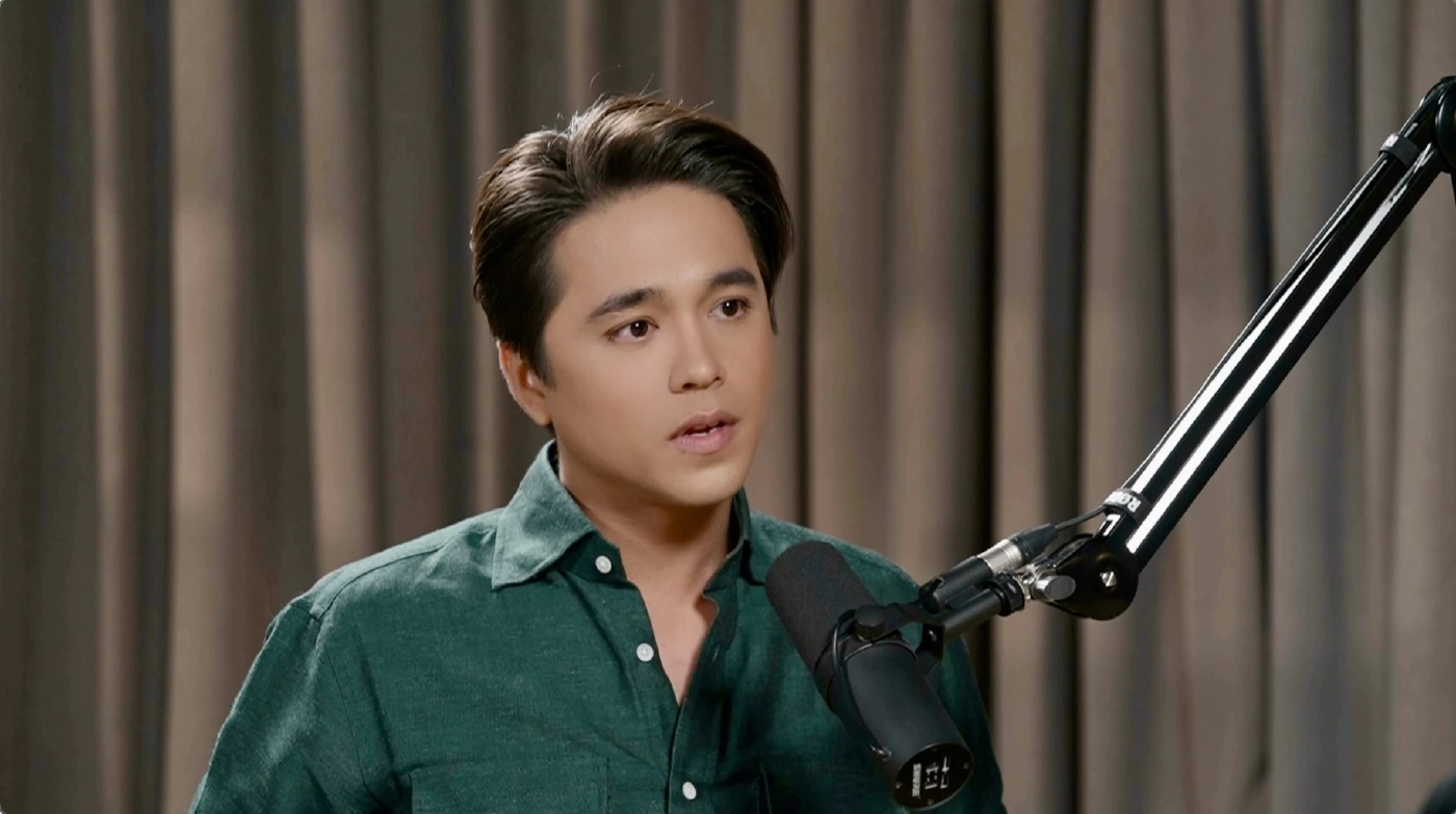 อเล็กซ์ เรนเดลล์