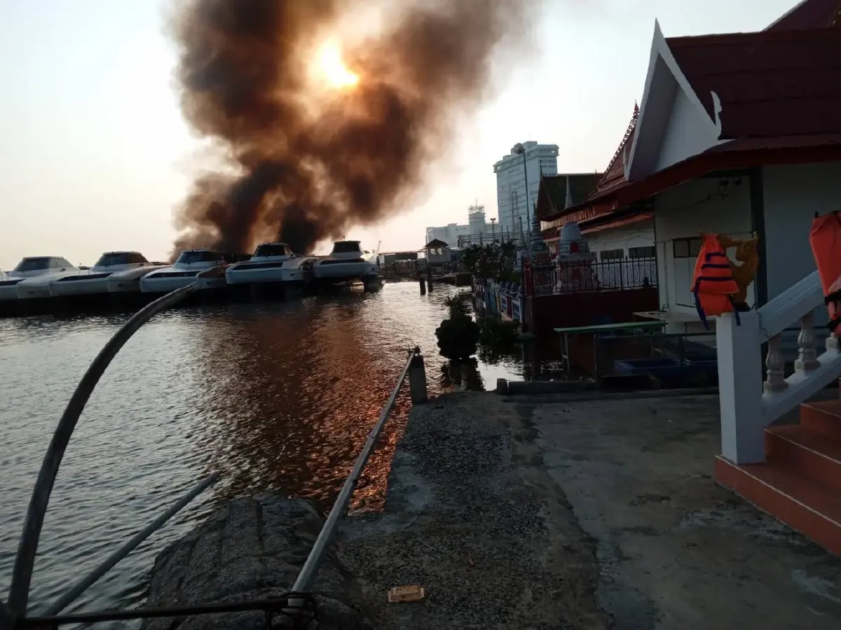 กรมเจ้าท่าตรวจสอบเหตุไฟไหม้เรือเฟอร์รี่ คาดรู้สาเหตุภายใน 7 วัน