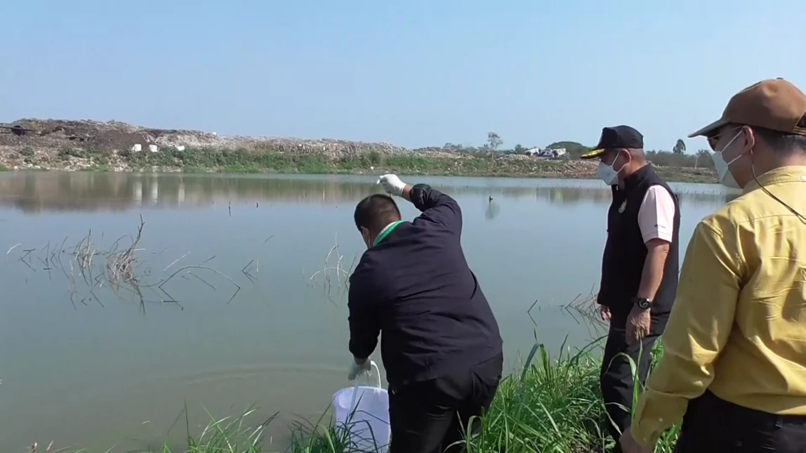 ชาวบ้านเทวราชไม่ทน ปัญหาบ่อขยะ เร่งประชาคมพร้อมแสดงออกเชิงสัญลักษณ์