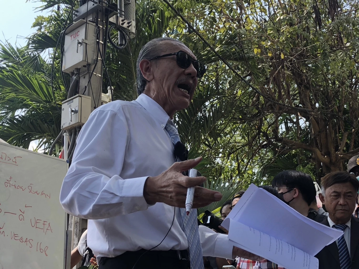 “อุ๊งอิ๊งค์” กั๊กเป็นแคนดิเดต ด้าน "นพ.ชลน่าน" ย้ำนายกฯต้องพท.เท่านั้น