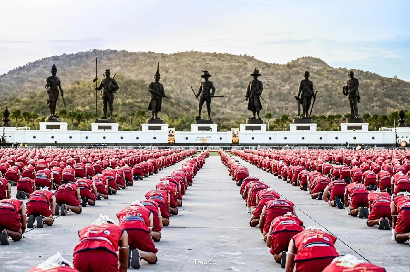 6 ก.พ. "วันมวยไทย" รู้จักความเป็นมา ก่อนชมการสร้างประวัติศาสตร์ "ไหว้ครูมวยไทย" บันทึกสถิติโลก ค่ำวันนี้