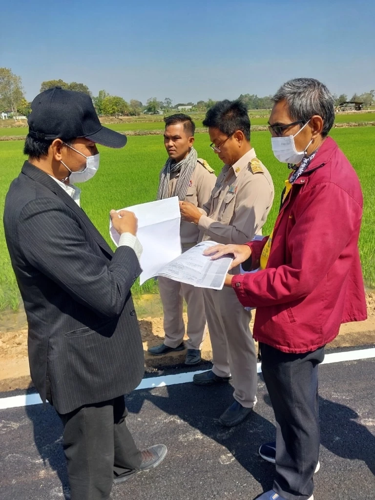 ชาวบ้านร้อยเอ็ดโวย ถูกองค์การปกครองท้องถิ่นสร้างถนนรุก ป.ป.ช.รุดสอบ