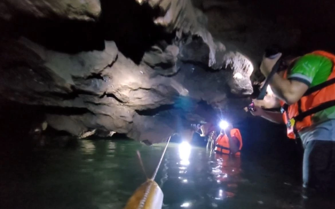 Unseen พิษณุโลก มุดถ้ำเดือน-ถ้ำดาว ตื่นตาหินแพนเค้ก