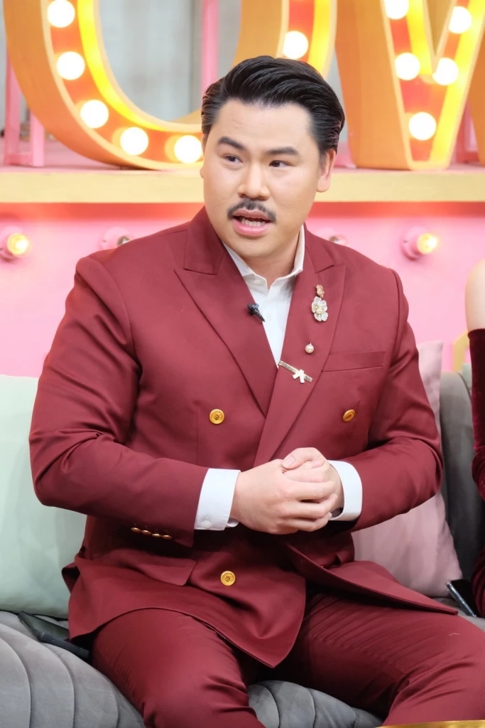 กัน จอมพลัง เผยจุดเริ่มต้นช่วยเหลือคน ปฏิเสธผมไม่ใช่มาเฟีย