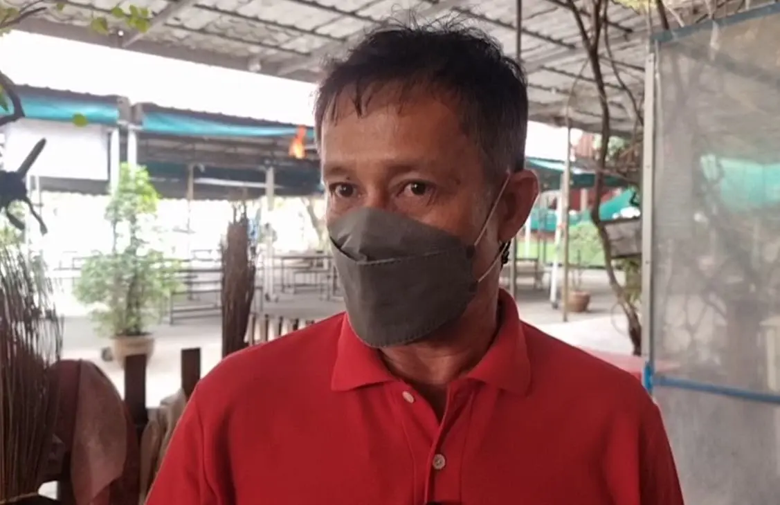 คนดูแลวัด โต้เพจดัง พระนั่งล้อมวงจั่วไพ่ ไม่ได้อยู่วัดโมลี