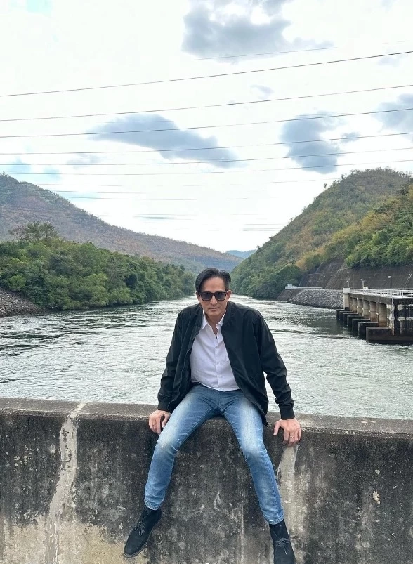 ฮือฮากันทีเดียว "วัน อยู่บำรุง" ส่งโพสต์สุดปัง หลังเห็นภาพมนุษย์ต่างดาวของ"หมอปลาย" 