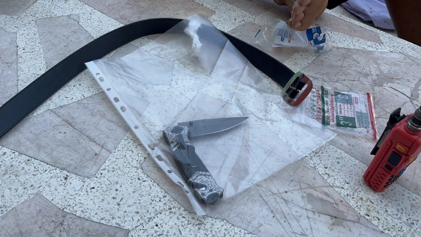 มีดของกลางที่ใช้ก่อเหตุ