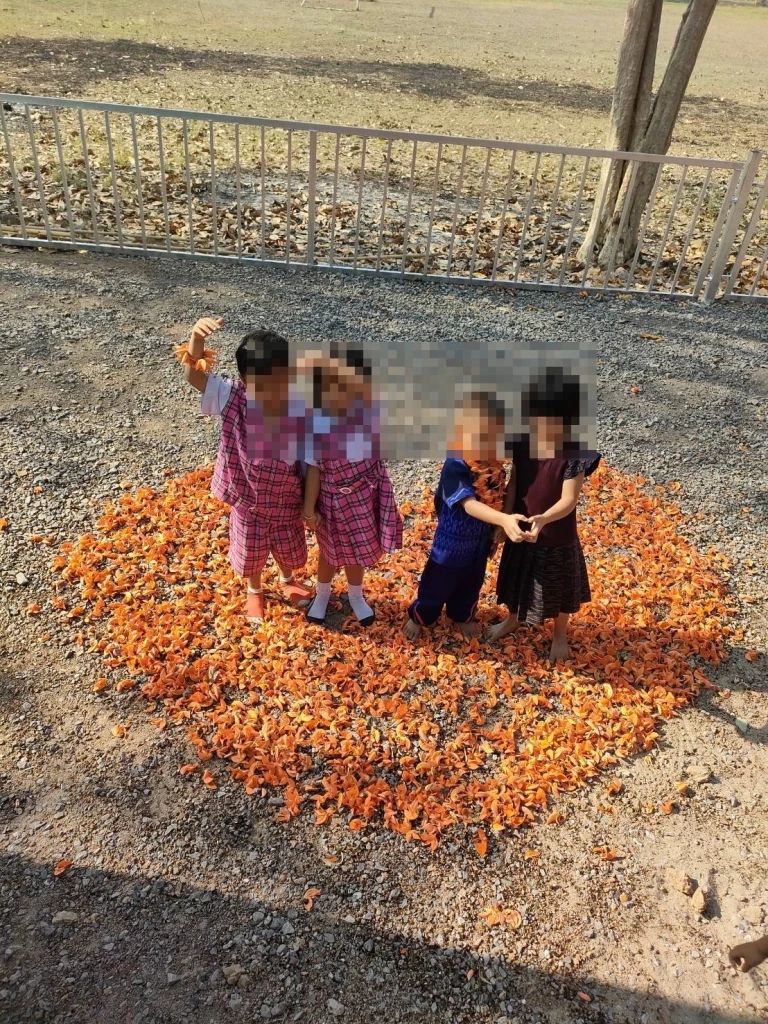 ที่นี่มีแต่ความรัก! เด็กเล็ก อบต.อุทัยสวรรค์ ร่วมส่งความรัก "วันวาเลนไทน์"