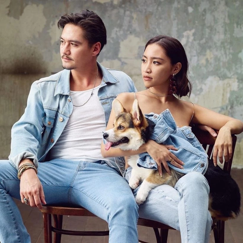 “อนันดา” ควงแขนเจ้าสาว “ณิชชา” แถลงข่าวสละโสด ขอเที่ยวรอบโลกก่อนค่อยมีลูก