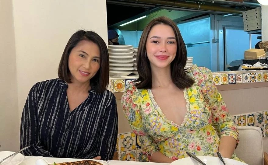 เปิดใจที่แรก คุณแม่แพทริเซีย ตื่นเต้นไม่แพ้ลูกสาว เตรียมตัวเป็นคุณยาย 