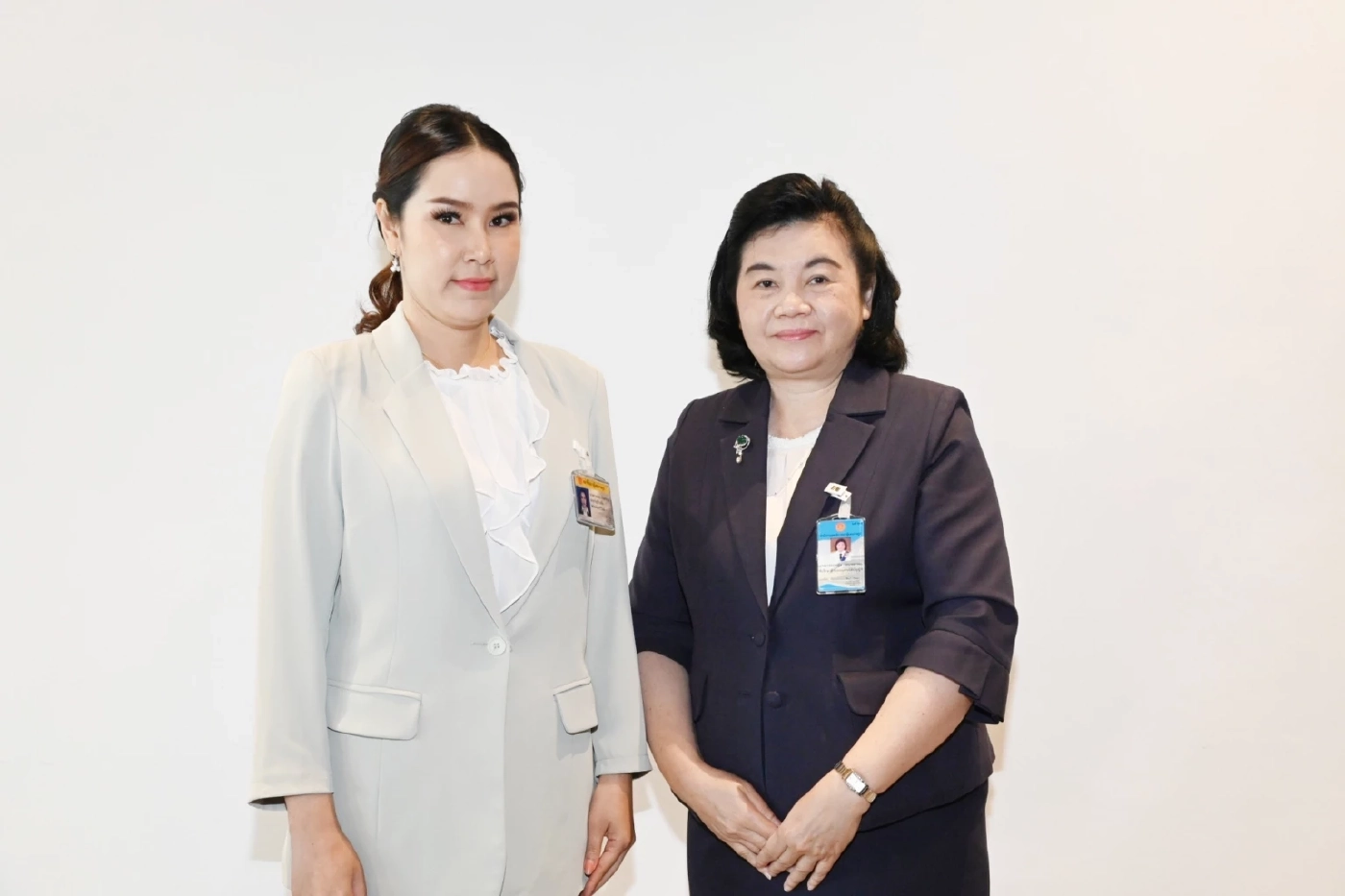 "อุ๊ ภคอร" เข้ารายงานตัว รับตำแหน่งส.ส. แทน"เต้ มงคลกิตติ์"