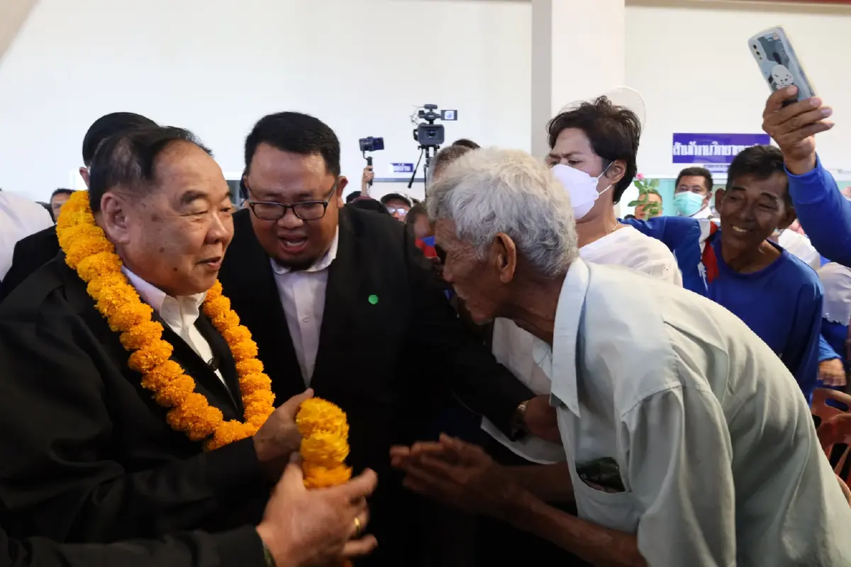 "บิ๊กป้อม" ลงใต้ ถก กพต.หนุน 10 โครงการพัฒนาชายแดนใต้ ตั้งมหาวิทยาลัยสตูล