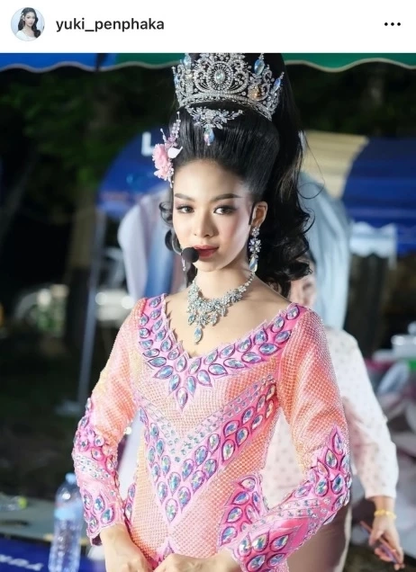 จับตาโพสต์แรก "ยูกิ เพ็ญผกา" หลังลาออกจากคณะหมอลำเสียงวิหค หันซบค่ายเพลงดัง 