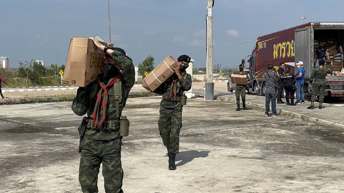 ยึดหมูเถื่อนแช่แข็ง 30 ตัน ลักลอบนำเข้าคาด่านสะเดา