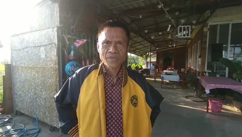 นายวรวิทย์ ภูอินนา อายุ 56 ปี เจ้าของร้านครัวพารวย