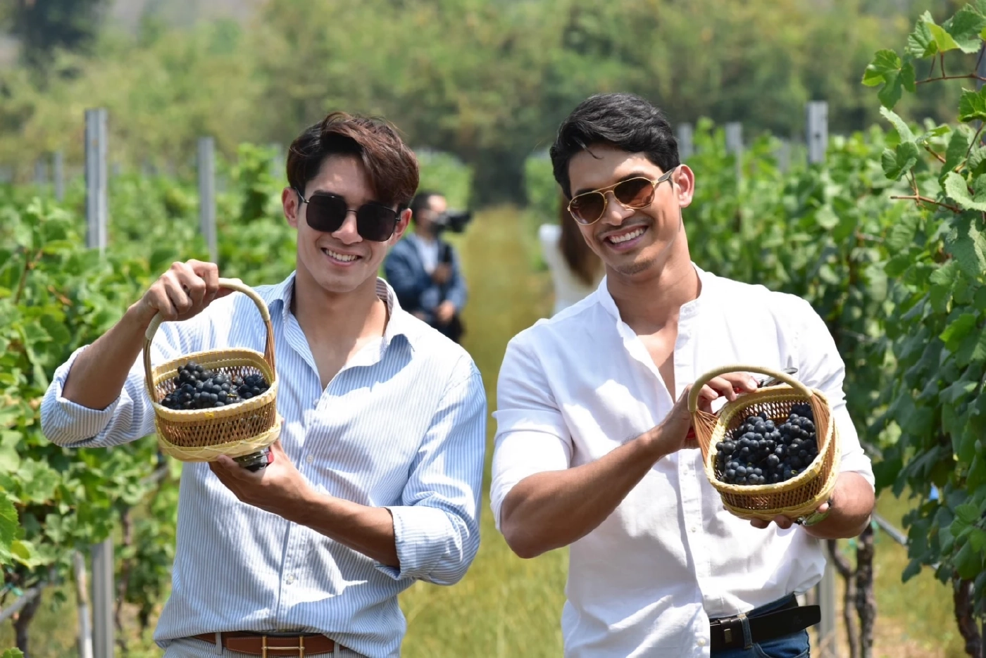 ตามแม่จ้า “แพรววณิชยฐ์” นำแก๊งซูปร้าฯแฟมิลี่ พาเที่ยวเทศกาลเก็บองุ่น