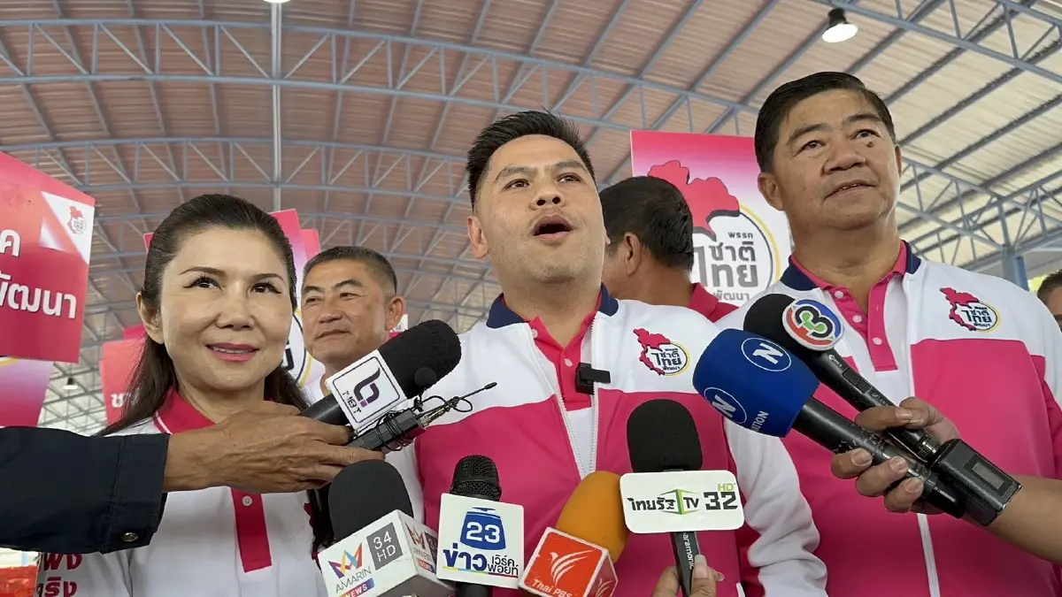 “วราวุธ” ชี้ ปราศรัยเดือดตกปลาบ่อเพื่อน เป็นเรื่องการเมือง ขออย่าขยายความ