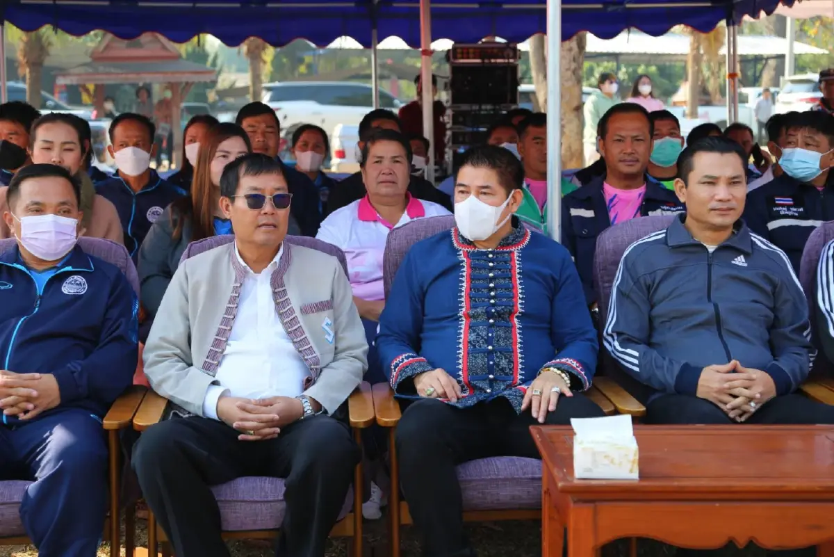 ฟิตจัด! "ธรรมนัส" ลงพื้นที่ให้กำลังใจ แข่งขันกีฬาเยาวชน-ปชช. สร้างปรองดอง