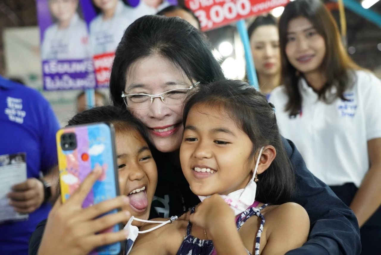 "สุดารัตน์" ชูนโยบายหลัก เร่งแก้หนี้ครัวเรือน มุ่งสร้างรายได้ใหม่ให้คนไทย