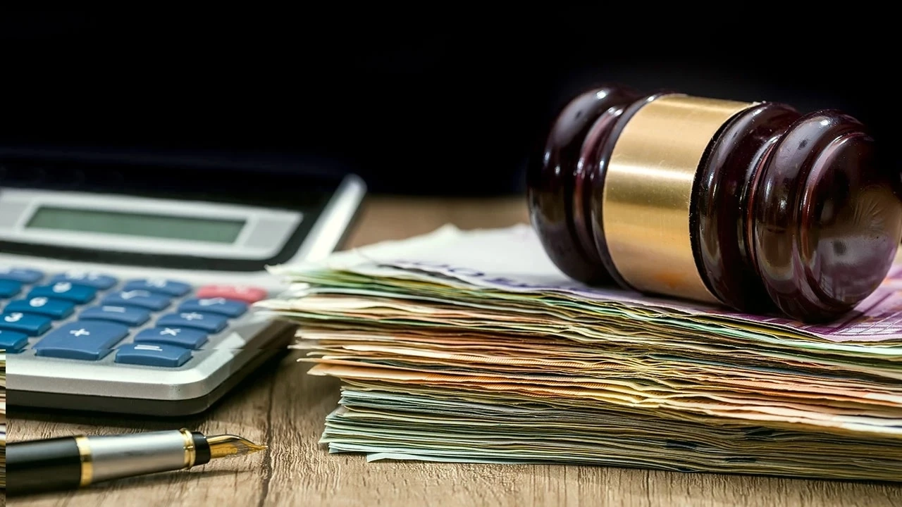 แชร์สนั่น ปมร้อน กยศ.หักเงินเดือนลูกหนี้อย่างโหด วอนรัฐแก้ปัญหาอย่างจริงจัง