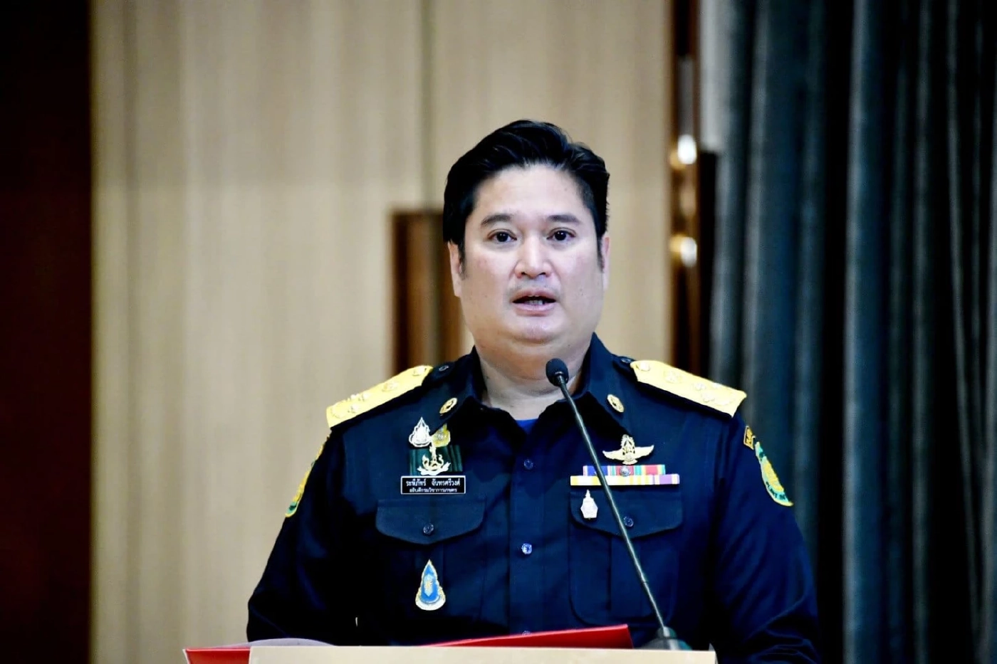 นายระพีภัทร์  จันทรศรีวงศ์ อธิบดีกรมวิชาการเกษตร