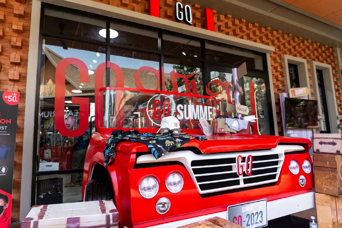 ซัมเมอร์นี้เตรียมคึกคัก! GQ Apparel เปิดตัวคอลเลคชั่น GQ Summer Trip: Get ready for the best trip for your life! ร่วมมือ ททท. ดันแคมเปญ “ใส่ลายดอก ออกจากบ้าน” พร้อมเปิดตัว GQ Outlet ใหม่ที่ Central Village