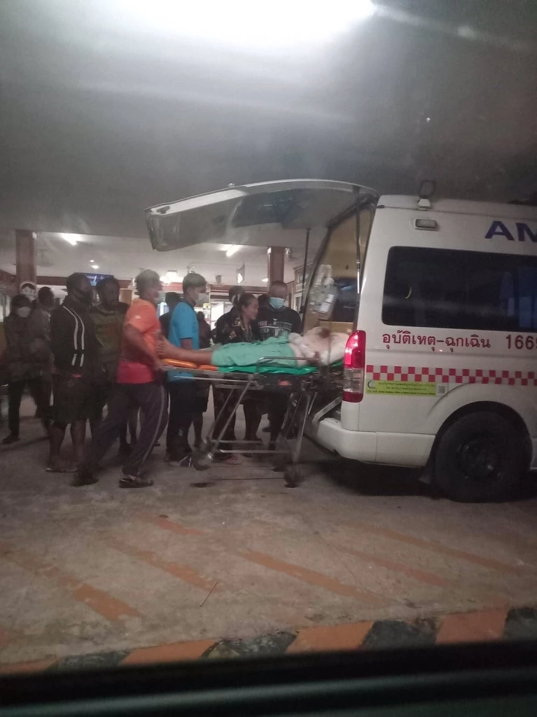 สยอง! นร.เล่นกิจกรรมรอบกองไฟค่ายลูกเสือ ถูกไฟคลอกเจ็บ 5 (มีคลิป)