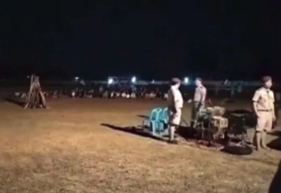 แม่น้องคิว คนจุดคบเพลิงรอบกองไฟ เผยเศร้า ลูกเจ็บหนัก ยังหายใจเองไม่ได้