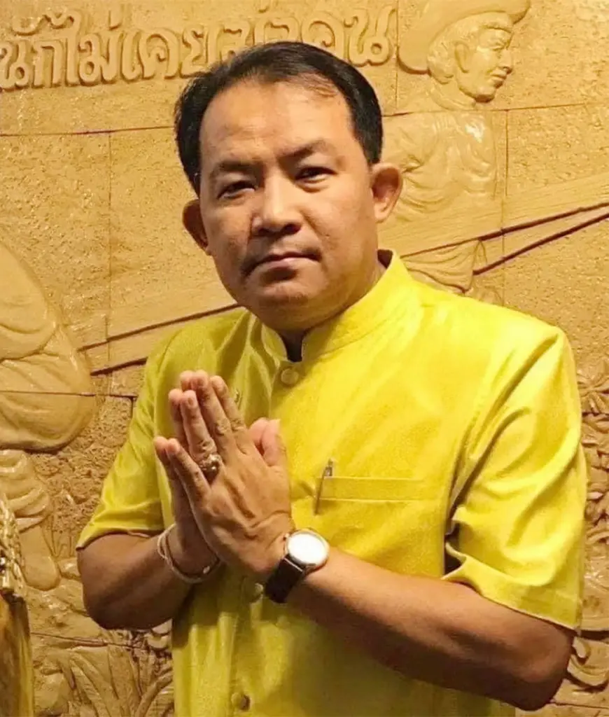 ศรีสุวรรณ จรรยา  จะไปยื่นขอให้ผู้ตรวจการแผ่นดิน พิจารณาเสนอความเห็นต่อศาล รธน. ความไม่ชัดเจนแบ่งเขตเลือกตั้ง