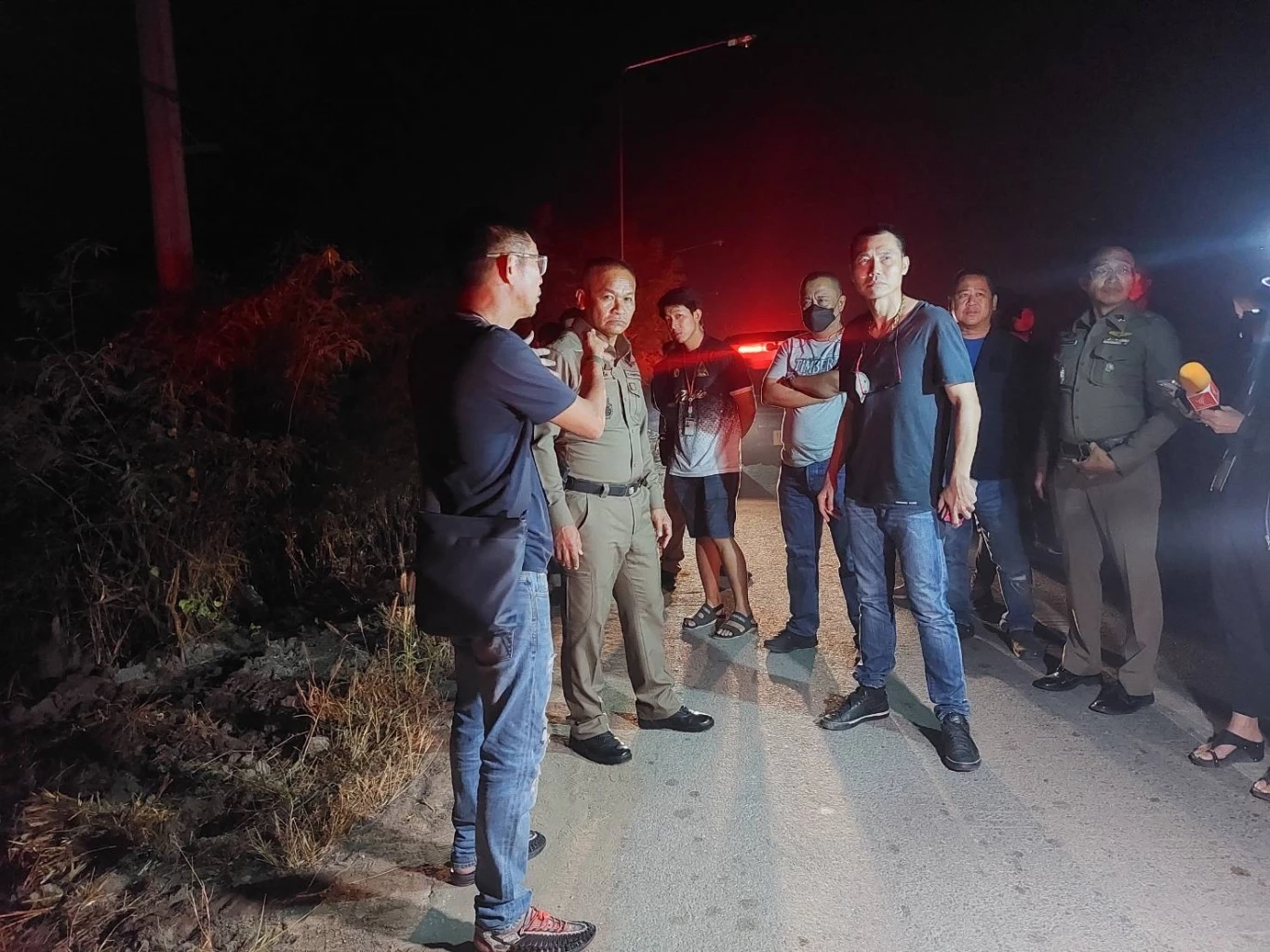 ล่อซื้อยาบ้า ปะทะเดือด"แก๊งค้ายา" ดวลสนั่นปั๊มน้ำมัน คนร้ายสาหัส 1 หนีไป 1