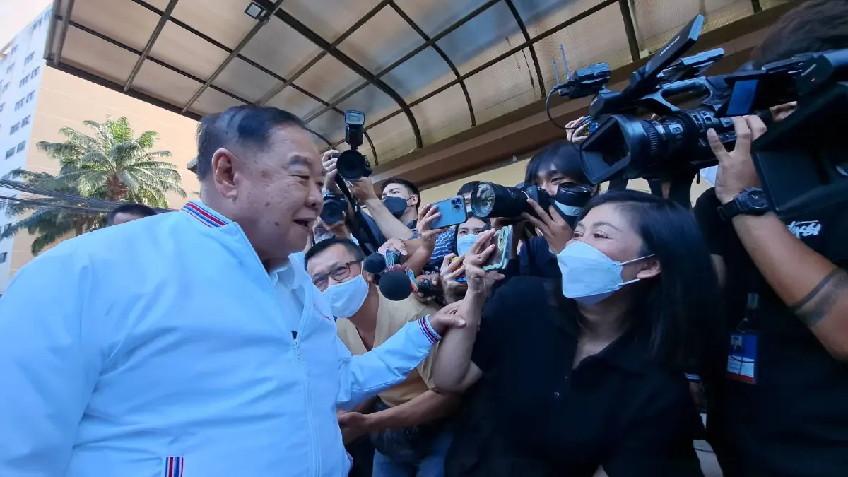 อารมณ์ดี! "ลุงป้อม" พร้อมส่ง "ธรรมนัส" คุมลุยเลือกตั้งภาคเหนือ