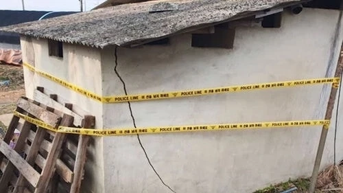 พ่อแม่ร่ำไห้ สูญเสียลูกชายที่เกาหลี หลังไปซ่อนตัวทำงานนับ 10 ปี