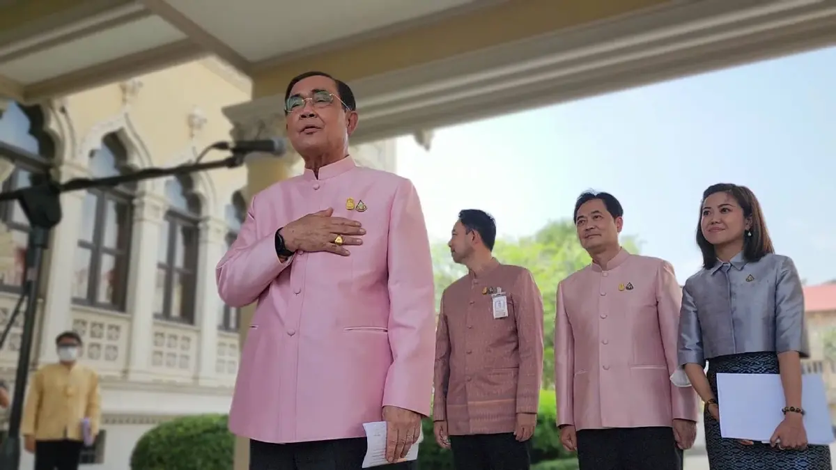 "นายกฯ" อินเลิฟ อวยพร"วันวาเลนไทน์" ขอให้ทุกคนสมหวังในรัก