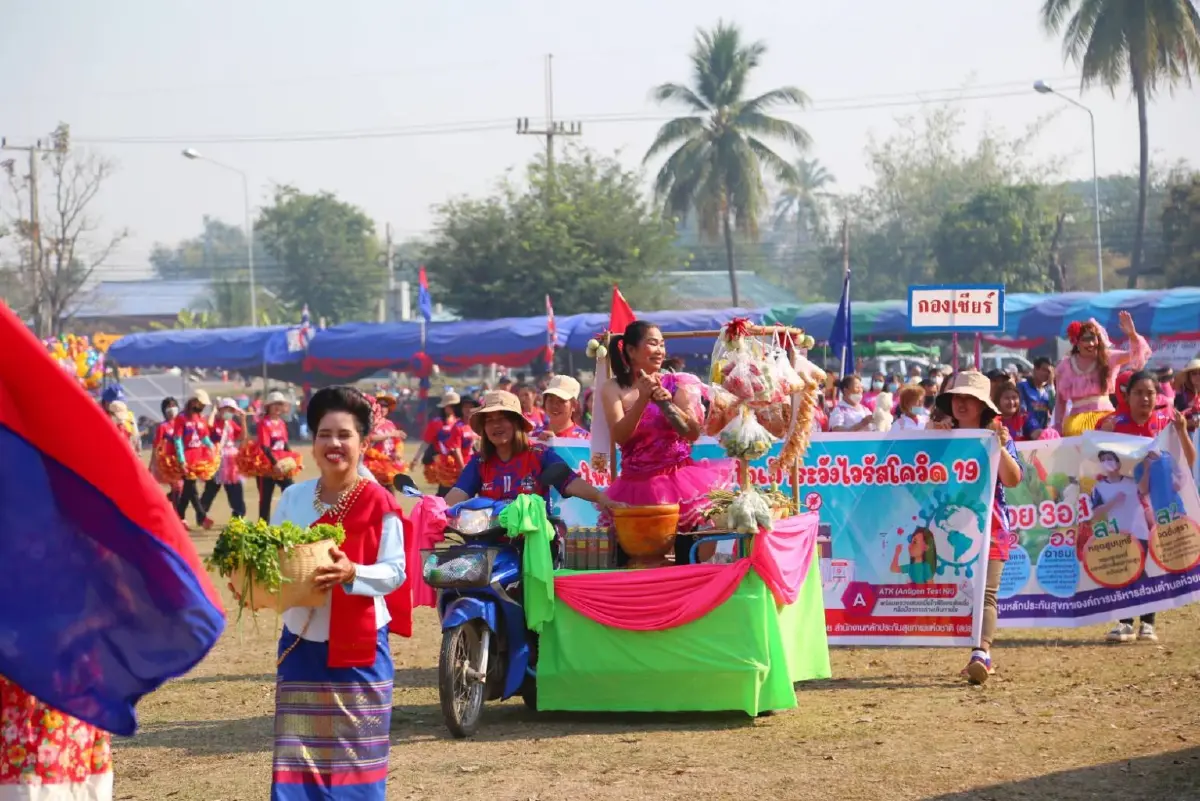 ฟิตจัด! "ธรรมนัส" ลงพื้นที่ให้กำลังใจ แข่งขันกีฬาเยาวชน-ปชช. สร้างปรองดอง