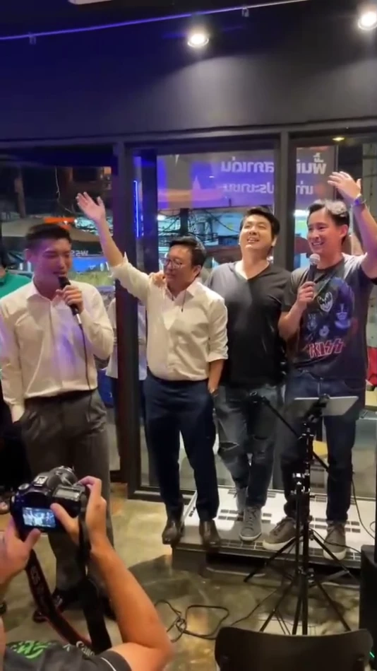 “ชัยธวัช” ยันปัญหา ”พิธา-ปิยบุตร” จบแล้ว เดินหน้าสู้เลือกตั้ง (มีคลิป)