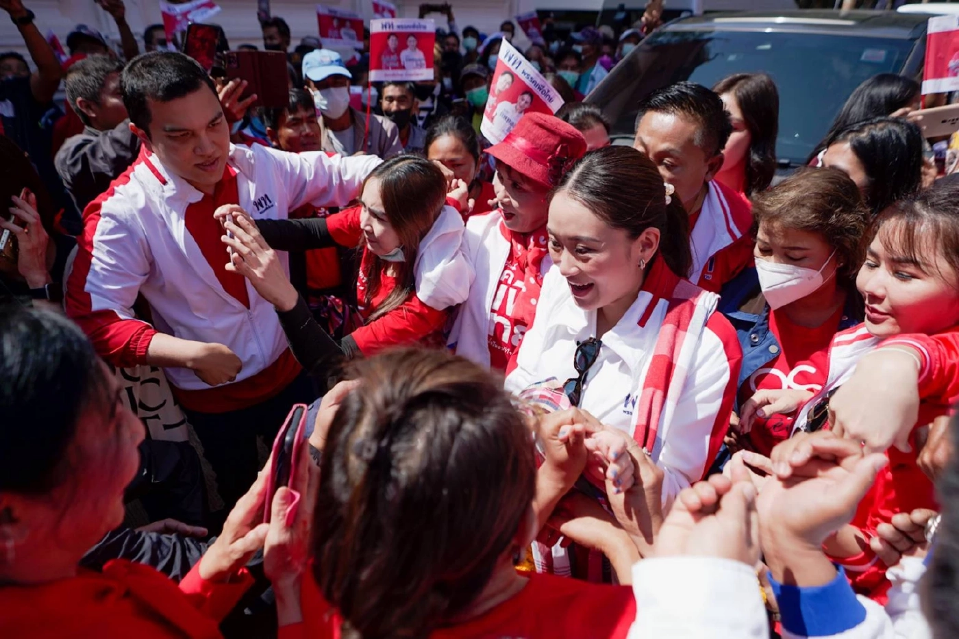 น.ส.แพทองธาร ชินวัตร หัวหน้าครอบครัวเพื่อไทย