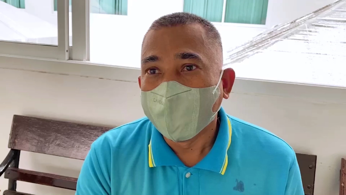 รองผอ.โรงเรียนแจงแล้วนักเรียนชาย ม.3 ตกตึก 4 ชั้นกระโดดตึกลงมาเอง