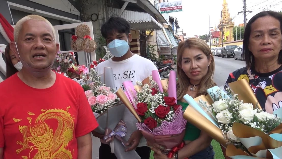 ลูกค้าแห่สั่งจอง กุหลาบวาเลนไทน์ แม้ราคาแพงขึ้น 2 เท่าตัว