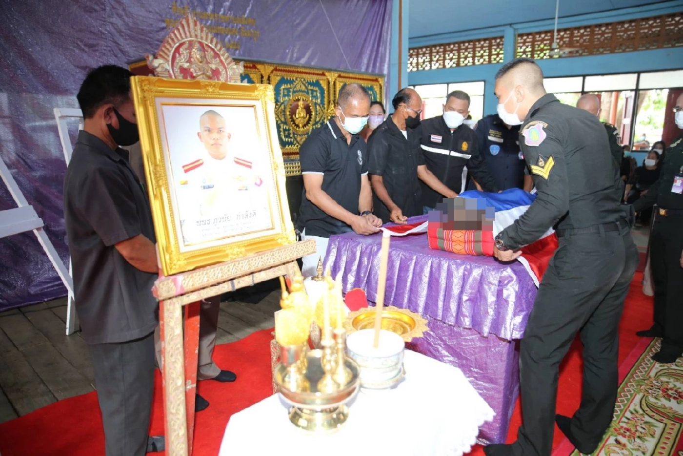 "กองทัพบก" เคลื่อนย้ายร่าง "นายร้อย" รถถังพลิกคว่ำ ประกอบพิธีทางศาสนา