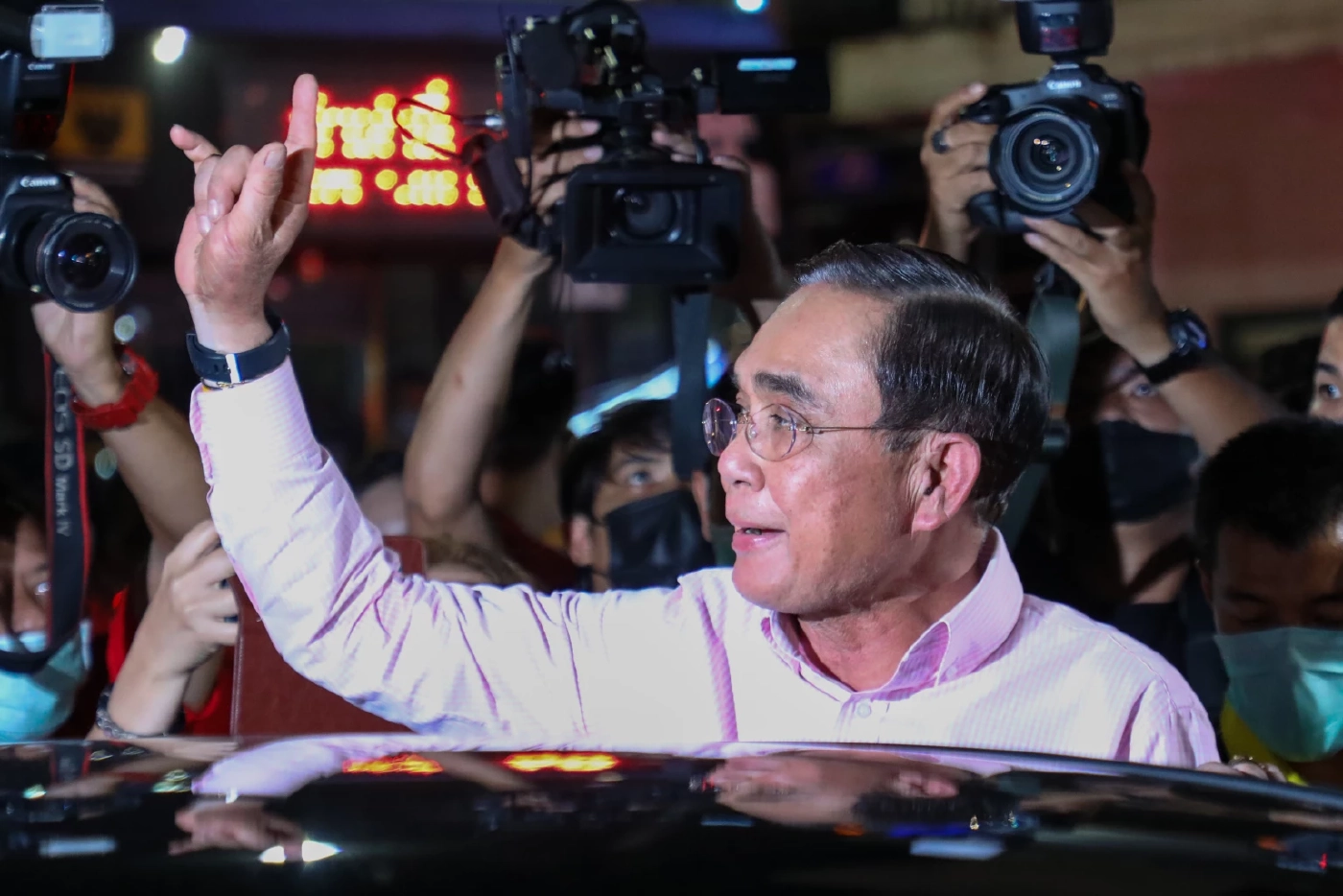 "หนุ่มเสก" ลุยช่วย "บิ๊กตู่" หาเสียง ในนาม ส.ส.ปาร์ตี้ลิสต์ ต้านระบอบทักษิณ