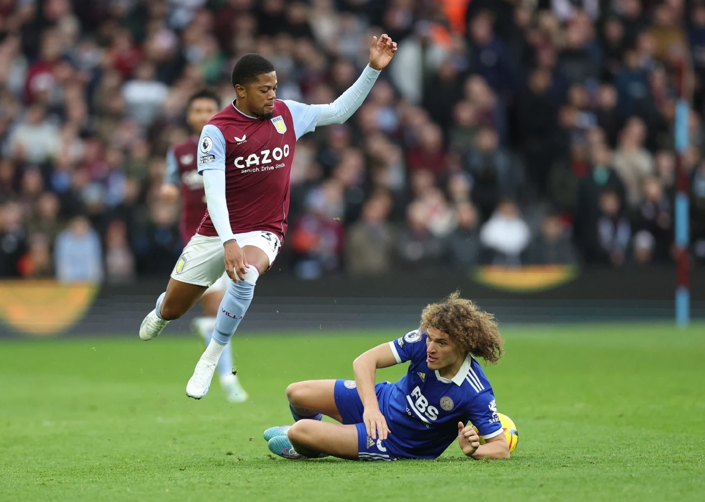 "แมนซิตี้ vs แอสตัน วิลล่า" พรีเมียร์ลีก 23.30 น. เช็กสถิติ ความพร้อม ช่องถ่ายทอดสด