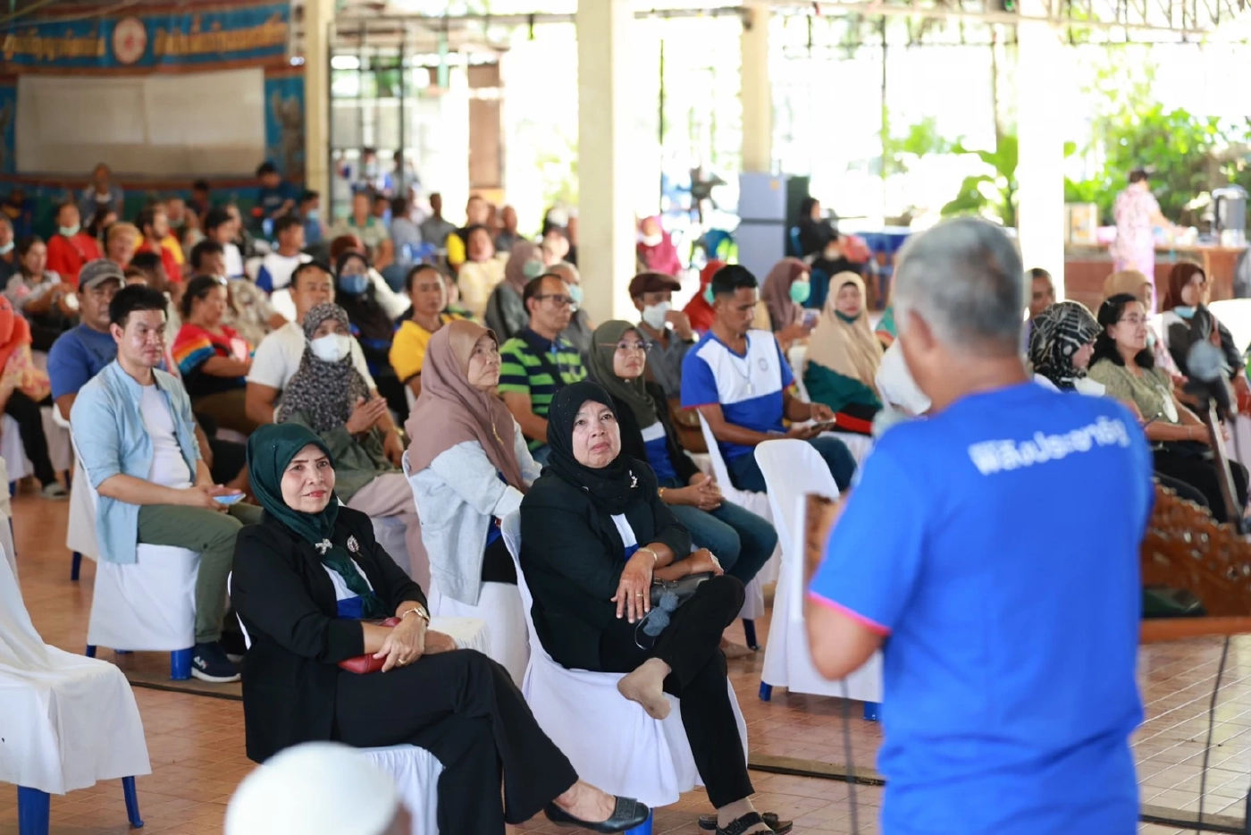 “นฤมล” นำผู้สมัคร ส.ส.พปชร.เมืองคอน ลุยรับฟังปัญหา “ขยะ-ประมง”